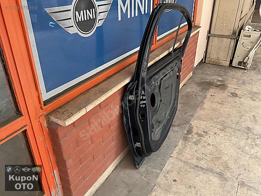 BMW F30 3 SERİSİ SAĞ ARKA KAPI ÇIKMA ORJİNAL