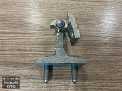 A1777209605 MERCEDES W177 W118 W243 W247 SAĞ ÖN KAPI ALT MENTEŞE