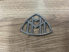 MERCEDES MAYBACH BAGAJ VE ARKA ÇAMURLUK  LOGO AMBLEM ÇIKMA ORJİNAL