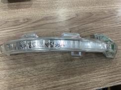 3G0949102 VOLKSWAGEN PASSAT SAĞ AYNA SİNYALİ ÇIKMA ORJ