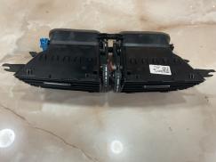 A2048306154 MERCEDES W204 C180 ORTA KLİMA IZGARASI ÇIKMA ORJ