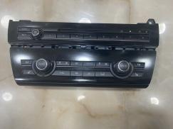 6824207 BMW F10 KLİMA PANELİ ÇİFT YÖNLÜ ÇIKMA ORJİNAL