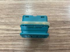 6931864 BMW E81 E87 FİŞ SOKETİ ÇIKMA ORJİNAL 