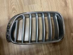 51117210725 7210725 BMW F25 SAĞ PANJUR IZGARASI ÇIKMA ORJİNAL