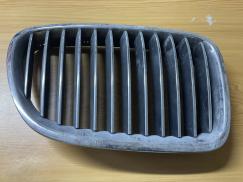 51137200728 7200728 BMW F10 ÖN SAĞ PANJUR IZGARASI ÇIKMA ORJİNAL