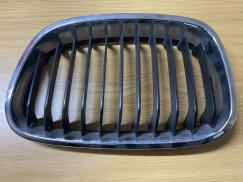 51137262117 7262117 BMW F20 ÖN SOL PANJUR IZGARASI ÇIKMA ORJİNAL