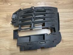 JK52-R7081-BB RANG ROVER ÖN SAĞ TAMPON HAVA IZGARASI ÇIKMA ORJİNAL