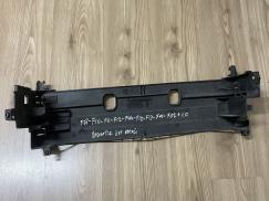 7804618 BMW F10 ÜST RADYATÖR KAPAĞI  ÇIKMA ORJİNAL