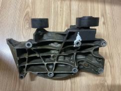 1116780263 6780263 BMW E90 KOMPRESÖR DESTEK BRAKETİ ÇIKMA ORJİNAL