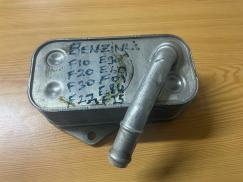 7525333 BMW F30 YAĞ SOĞUTUCU ÇIKMA ORJİNAL 