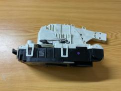 A9067401335 MERCEDES W906 KAPI KİLİDİ ÇIKMA ORJİNAL