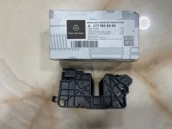 A1779059900 MERCEDES W118 W177 W243 W247 KAPUT KİLİT SWİTCH SIFIR ORJİNAL