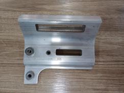 A2066202801 MERCEDES W206 ÖN SAĞ PANEL DESTEK DEMİRİ ÇIKMA ORJİNAL 