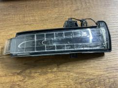 A2129067301 MERCEDES W212 SAĞ AYNA SİNYALİ ÇIKMA ORJİNAL