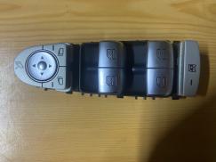 A2229056800 MERCEDES W205 C180 C200 W253 GLC SOL ÖN CAM DÜĞMESİ ÇIKMA ORJİNAL